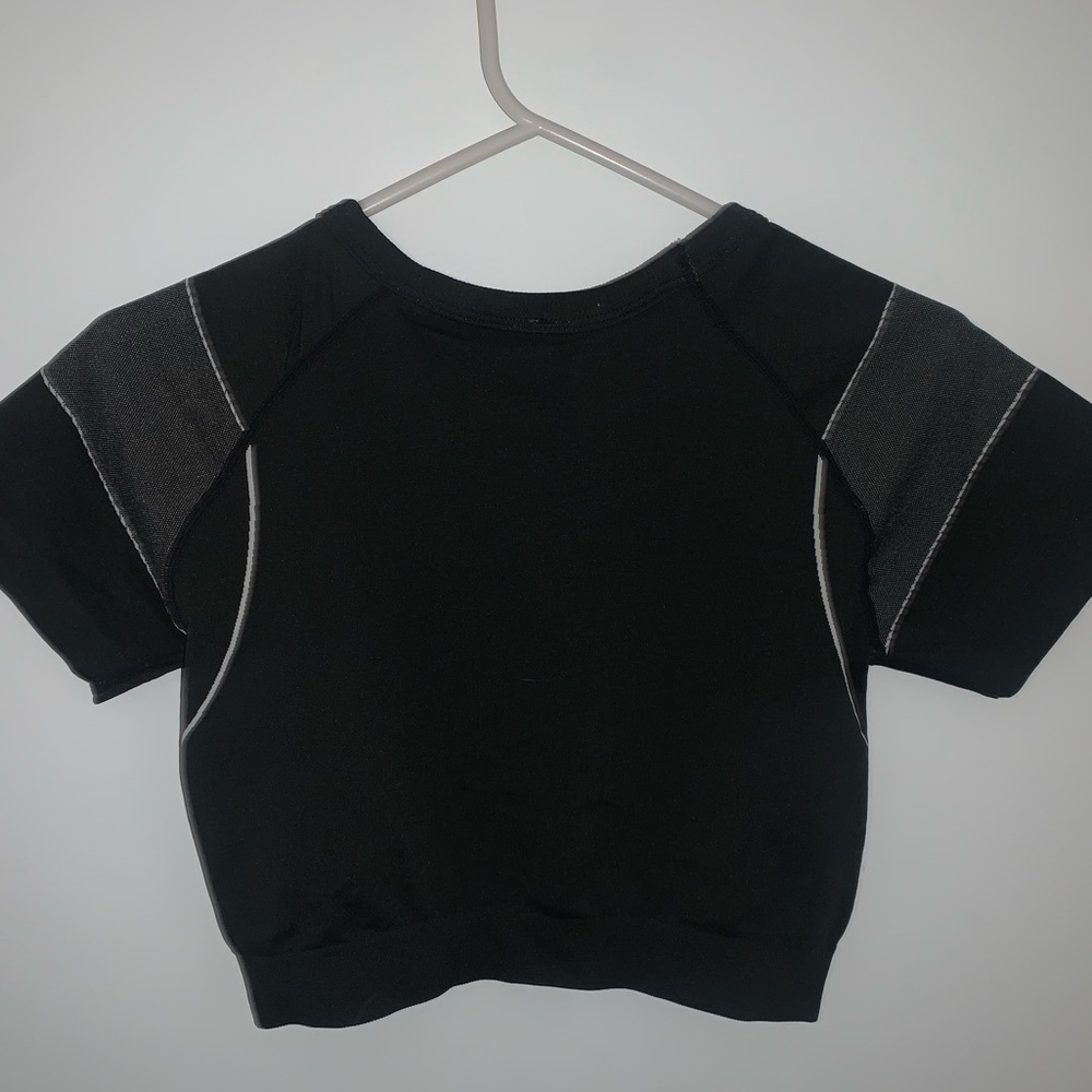 Workout Training Top - Picture 2 of 3